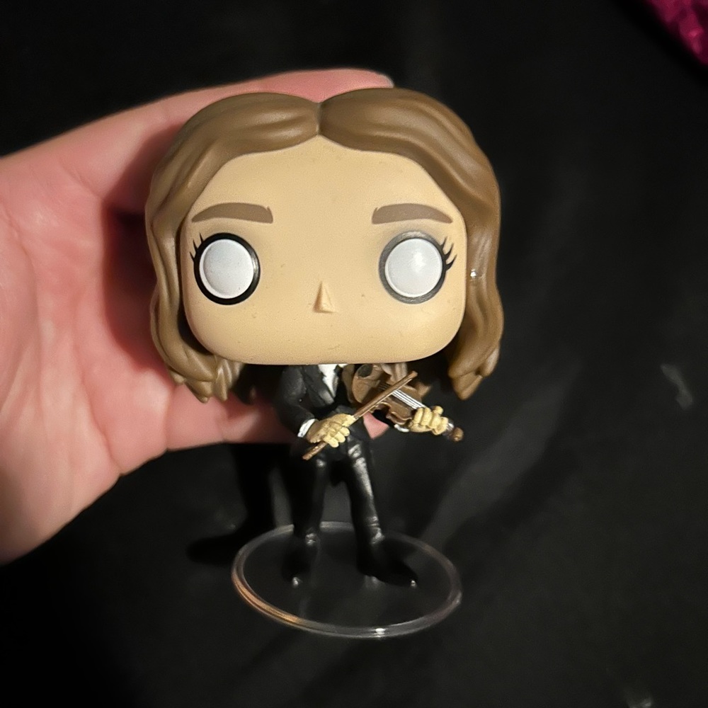 The umbrella academy Vanya Funko